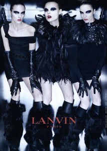 Meisel_Lanvin_Fall_Winter_2010_11_04.thumb.jpg.0fc7ef4bc004da3b4075a8c80848c9a8.jpg