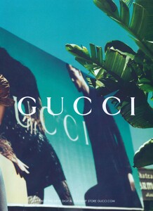 Mert__Marcus_Gucci_Cruise_2011_02.thumb.jpg.2cc51bcbbf71514591a223763056fb36.jpg