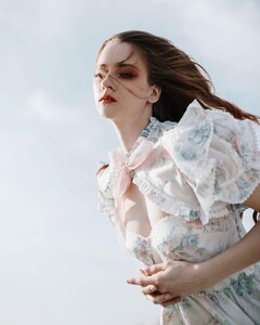 Movement (2023)Wind in hair as part of the scene effect  I am always happy to welcome wind, love this movement. We created these portraits in less than 5 minutes   Photograher - @jovanarikalo Model - @tijanaw (12).jpg