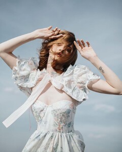 Movement (2023)Wind in hair as part of the scene effect  I am always happy to welcome wind, love this movement. We created these portraits in less than 5 minutes   Photograher - @jovanarikalo Model - @tijanawo (2).jpg