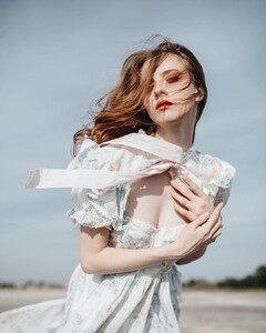 Movement (2023)Wind in hair as part of the scene effect  I am always happy to welcome wind, love this movement. We created these portraits in less than 5 minutes   Photograher - @jovanarikalo Model - @tijanawo (9).jpg