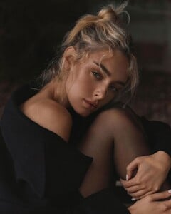 OMER   @__omernudelman__  new story #MAKEUPBYASAFBABO @shaytamirs @ran_karisi @tom_rozilio #makeupbyasafbabo #makeup #style #makeupartist #bridelmakeup.jpg