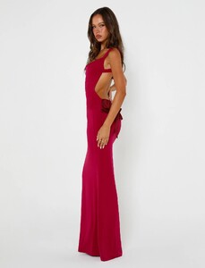 TM15138_ZITA_DRESS_DEEP_RED_8_wynik.thumb.jpg.e1221e4ebc9dccaf83db541f37e894c9.jpg