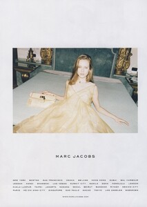 Teller_Marc_Jacobs_Fall_Winter_2010_11_06.thumb.jpg.174a0b15e53b76ac7be6ab510850f0b5.jpg