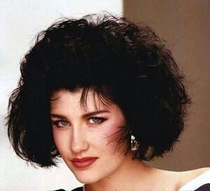 The 1980s Women's Big Hairstyles (1).jpg