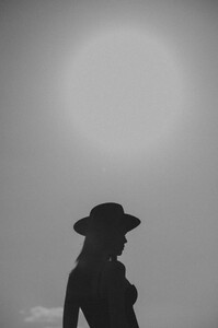 VICTORIA-1-1365x2048.jpg