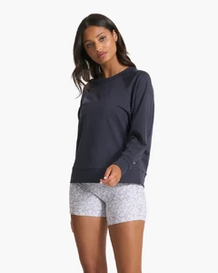 VW241HMD_SP23_W_ECOMM_FLEECE_TOP_2502_1x1_ac72b1fe-c746-4ecf-af43-97d4f9da2478_800x_crop_center.jpg.webp