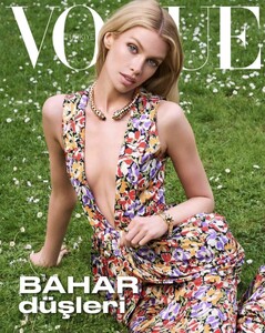 Vogue Turkey 524.jpg