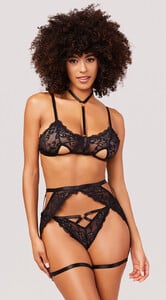 YO_41-11808_LACE_BRA_SET_STRAPPY_BLACK-4703.thumb.jpg.c97c86726a3fd87b37964ab42d5947c3.jpg