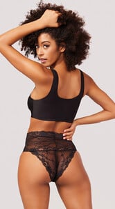 YPO_498_HIGH-WAISTED_LACE_BOYSHORT_BLACK-1627.thumb.jpg.17c867b8ad044f7ea6e57d52aacaf77e.jpg