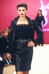 YSLSS1997RTW(1).thumb.jpg.e5c8561f1a1849f4b30dff859c52d916.jpg