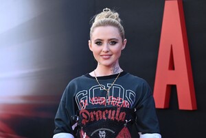 abigailpremiere170428-009.jpg