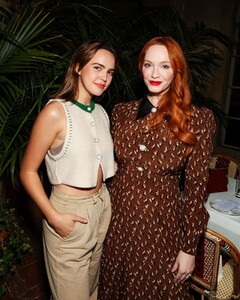 christina-hendricks-and-bailee-madison-at-partlow-celebrates-spring-2024-collection-launch-in-los-angeles-04-10-2024-3.jpg