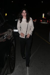 courteney-cox-night-out-at-giorgio-baldi-in-santa-monica-04-17-2024-5.jpg