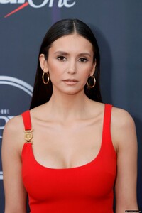 dobrev-nina_com015.jpg