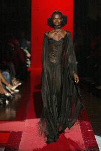 ds s05gFerre-5h.jpg