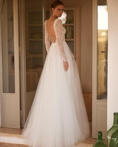 elenamorar_official_431177878_18406480363068863_6522709262563663330_n.jpg