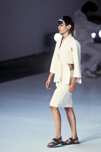 emmaBa  s98chalayan-55.jpg