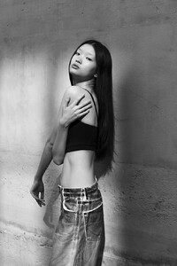 gallery_model_ojQzCFyqJ6fO.thumb.jpg.472e909570138af4969b073f2803a7bd.jpg