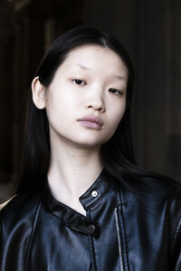gallery_model_srJKEkit7SX_.thumb.jpg.09df10f92c1957f4ec0cde9e68af6992.jpg