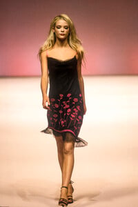 jaimeK s98blumarine-.jpg