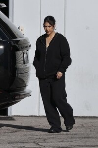 kourtney-kardashian-in-all-black-ensemble-in-la-03-11-2024-2.jpg