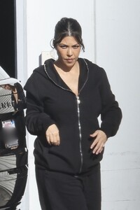 kourtney-kardashian-in-all-black-ensemble-in-la-03-11-2024-5.jpg