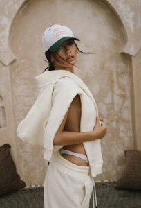 lente-balimodelagency-_(44).thumb.jpg.0a31e8c2c82a08b760dee281ca400f40.jpg