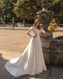 libellebridal_437148280_813733160606984_3726450680292777803_n.jpg