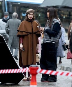 lily-collins-on-the-set-of-emily-in-paris-in-paris-04-02-2024-7.jpg