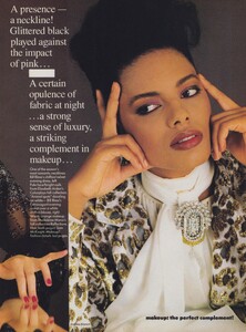 makeup_08.thumb.jpg.09fe9530b43ce69722b874dc2f6f3659.jpg