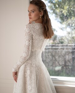 malki_amar_bridal_433417455_409649601668515_5916179531365016019_n.jpg