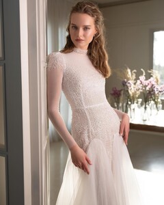 malki_amar_bridal_434136238_320834313955258_3519414535166403446_n.jpg