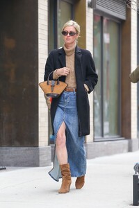nicky-hilton-out-in-new-york-03-26-2024-2.jpg