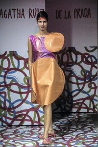 nuria s02agathaRuiz-2g.jpg
