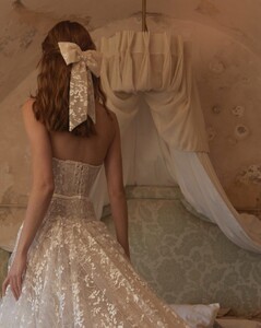 oshratmishal.bridal_434124236_946302997111967_2436138008503148774_n.jpg