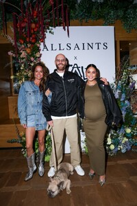 pregnant-vanessa-hudgens-at-allsaints-x-calliwater-capsule-collection-launch-in-los-angeles-10-04-2024-2.jpg