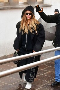 rihanna-and-asap-rocky-leave-the-aman-hotel-in-venice-02-23-2024-8.jpg
