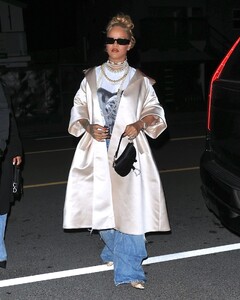 rihanna-at-giorgio-baldi-in-santa-monica-04-06-2024-5.jpg