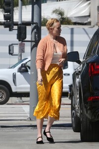 rumer-willis-out-in-west-hollywood-04-02-2024-8.jpg