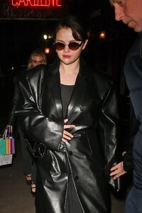 selena-gomez-in-a-chic-leather-coat-leaving-carbone-in-new-york-04-07-2024-5.jpg