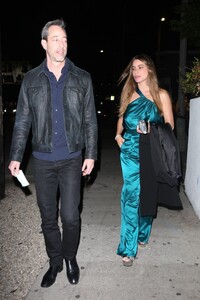 sofia-vergara-and-boyfriend-justin-saliman-arrive-for-kylie-jenner-s-sprinter-vodka-soda-launch-in-west-hollywood-03-21-2024-0.jpg