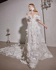 tal.kedem.bridal_375137781_18383204353039632_1989378849898228504_n.jpg