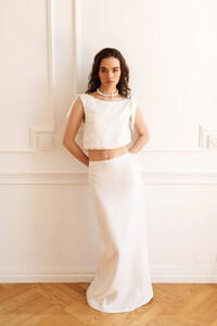 top-LUNE-white-005.jpg