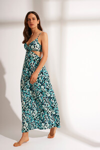 vestido-largo-tirantes-plana-viscosaa.thumb.jpg.4999a2b290a7576ec4755bab519b4026.jpg