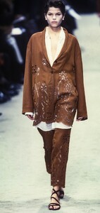 zoeGaze s99romeoGigli-2m.jpg