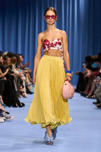 00024-balmain-spring-2024-ready-to-wear-credit-gorunway.thumb.jpg.69d804823f32ba574d2a1cc1d95fbd6a.jpg