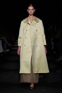 00033-altuzarra-spring-2024-ready-to-wear-credit-gorunway.thumb.jpg.aecc50134f40ee4670cbdb131d72b113.jpg