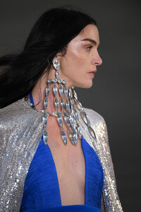 00034-valentino-fall-2023-couture-details-credit-brand.thumb.jpg.a94c68490c4d2c9bd7b11e7f54d9aafa.jpg
