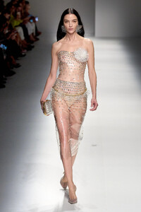 00053-blumarine-spring-2024-ready-to-wear-credit-gorunway.thumb.jpg.5f9011162a83b91b27bcf1238c679cd2.jpg